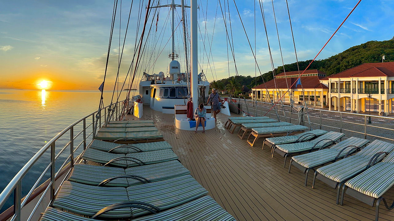 MS PANORAMA II VARIETY CRUISES VELERO ISLAS SOCIEDAD VELERO BORA BORA CRUCEROS TAHITI CRUCEROS EN BARCO PEQUEÑO VELERO CRUCEROS VIAJES DE NOVIOS CRUCEROS DE LUJO CRUCEROS POCOS PASAJEROS #VarietyCruises #Moorea #IslasSociedad #Tahiti #BoraBora #BoraBoraCruises #LunaDeMiel #LunasDeMiel #ViajesDeNovios #Cruceros #Creuers #Bidaiak